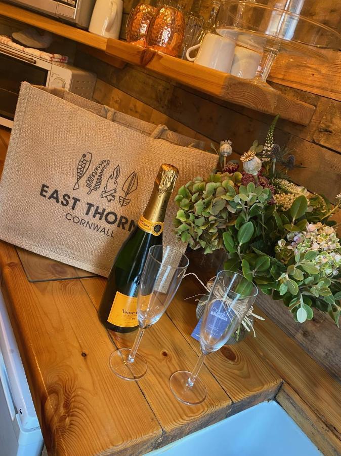 East Thorne Glamping Villa Bude Dış mekan fotoğraf